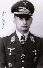 Hajo
                      Hermann, Portrait