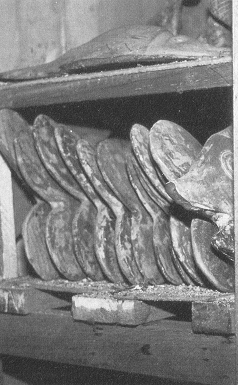 Ica-Museum, gravierte
                      Platten ("Tennisschl�ger")