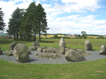 C�rculo de piedras de
                      Cullerlie, Escocia