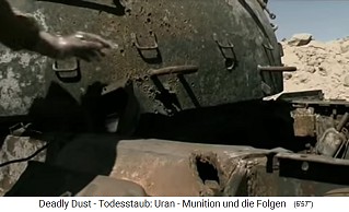 Huecos por
                                  misiles nucleares de la OTAN
                                  ("municin de uranio") en el
                                  tanque destruido, que ahora se ha
                                  convertido en una basura atmica
