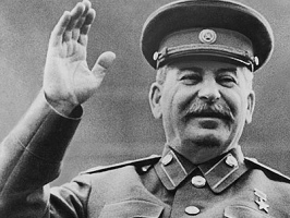 Stalins letzter Auftritt als Gulag-Diktator am
                  Roten Platz am 7. November 1952