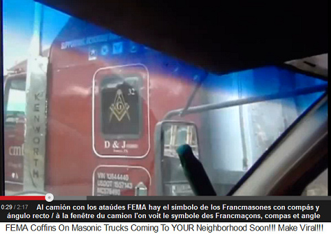 El s�mbolo de los Francmasones criminales con
                    un comp�s y un �ngulo recto en un cami�n con los
                    ata�des de la FEMA