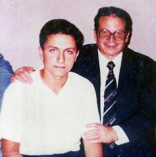 Mohammed Atta mit Vater: Auch nach 100
                          Stunden noch nicht pilotentauglich...