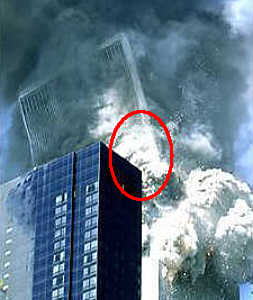 WTC:
                        Analistas ven tambi�n aqu� con la voladura de la
                        torre sur una cara