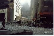 WTC Strasse
                mit Tr�mmern 2