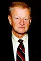 Brzezinski, ein krimineller
                              CIA-Manipulant, der die SU und die
                              muslimischen Freiheitsk�mpfer gleichzeitig
                              manipulierte.