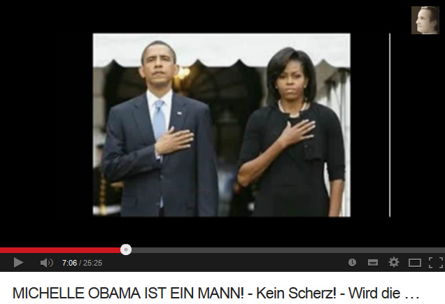 Michael Obama als
                      "First Lady" verkleidet ("Michelle
                      Obama") mit langem, m�nnlichem Ringfinger 01