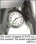 広島は:クロックが8時15分にとどまるしています... 広島は:クロックが8時15分にとどまるしています...