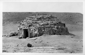 Hogan (Rundbau) der Din (Navajo)-Indianer