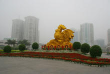Shantou / Swatow: Hochh�user, Wohnsilos