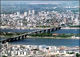 Changsha: Panorama mit Br�cke