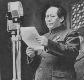 Mao Zedon ruft am 1.10.1949 die
                              Volksrepublik China aus