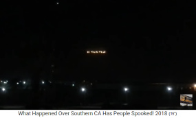 1.9.2018: UFO mit oranger
                      Lichterreihe �ber San Diego 01