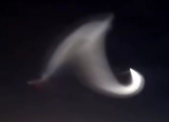 UFO
                            �ber Nordchina 11.10.2018, Kurvenwolke 01
                            Seitenansicht Zoom