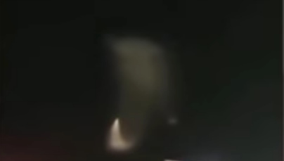 UFO
                            �ber Nordchina 11.10.2018, Kurvenwolke 02
                            Vorderansicht Zoom