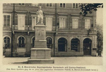 Die Engelapotheke von MERCK in Darmstadt, 1900
                ca.