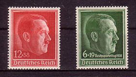 Stamps with Hitler's profile. Stamps
                            are a typical propaganda instrument of any
                            state, also in criminal "USA"...