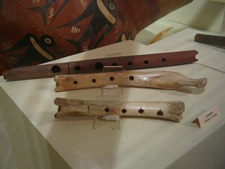 Nasca-Kultur, Hirtenfl�ten aus Knochen