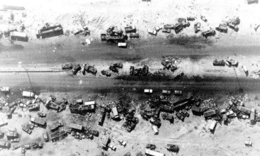 Massenmord durch "US"-Truppen
                          gegen den irakischen R�ckkehr-Konvoy aus
                          Kuwait 1991