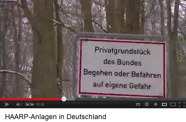Schild in Marlow am
                                  milit�rischen Sperrgebiet:
                                  "Privatgrundst�ck des Bundes.
                                  Betreten auf eigene Gefahr"